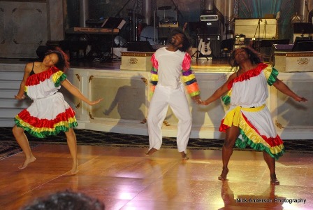 3_dancers_from_dundu_dole_performing_calypso_music
